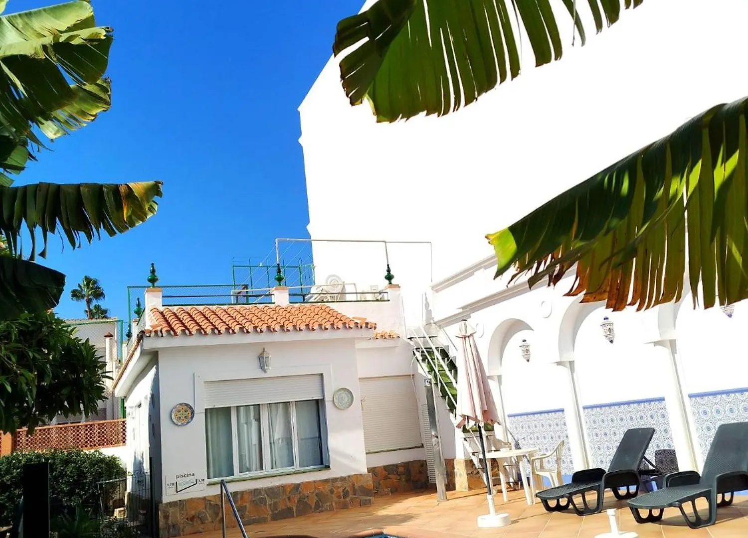 Апартаменты El Jardin BeНерха Испания